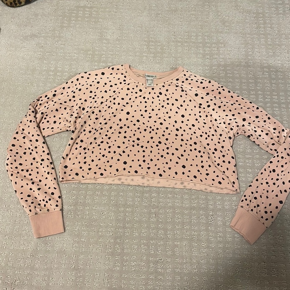 Forever 21 Cheetah crop sweater